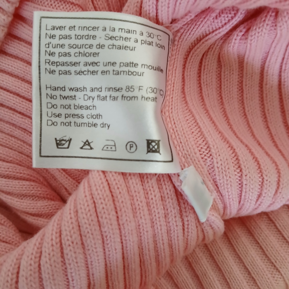 Chanel‎ Pink Rib-Knit Tank Top - Picture 12 of 13